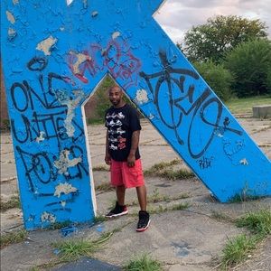 Meet your Posher, Clinton